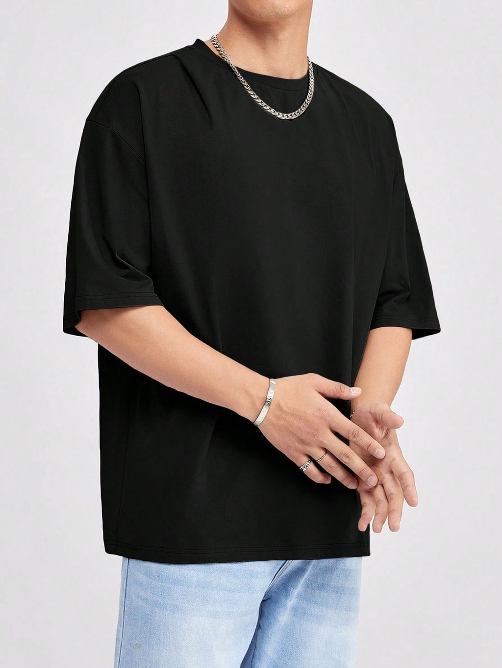 Black Round Neck T-Shirt for Mens
